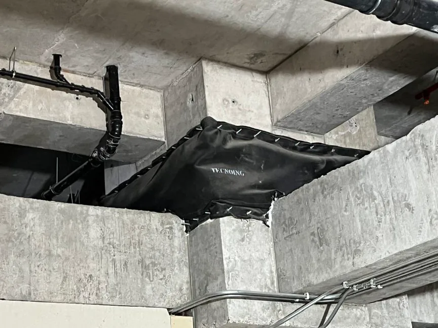 Manta cortafuego en viga estructural