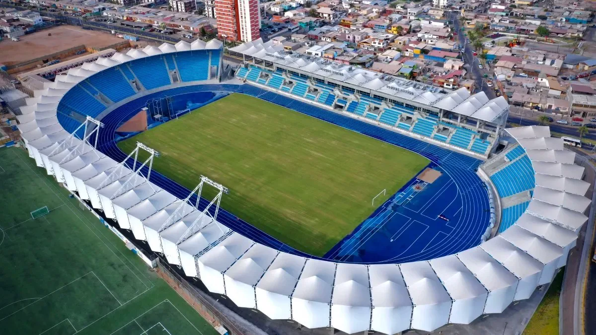 Estadio Nacional · C.E. Atletismo